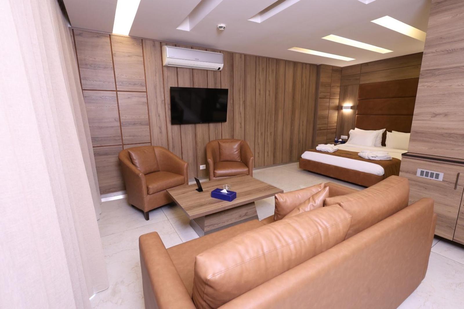 Ibiza Hotel Dżunija Zewnętrze zdjęcie