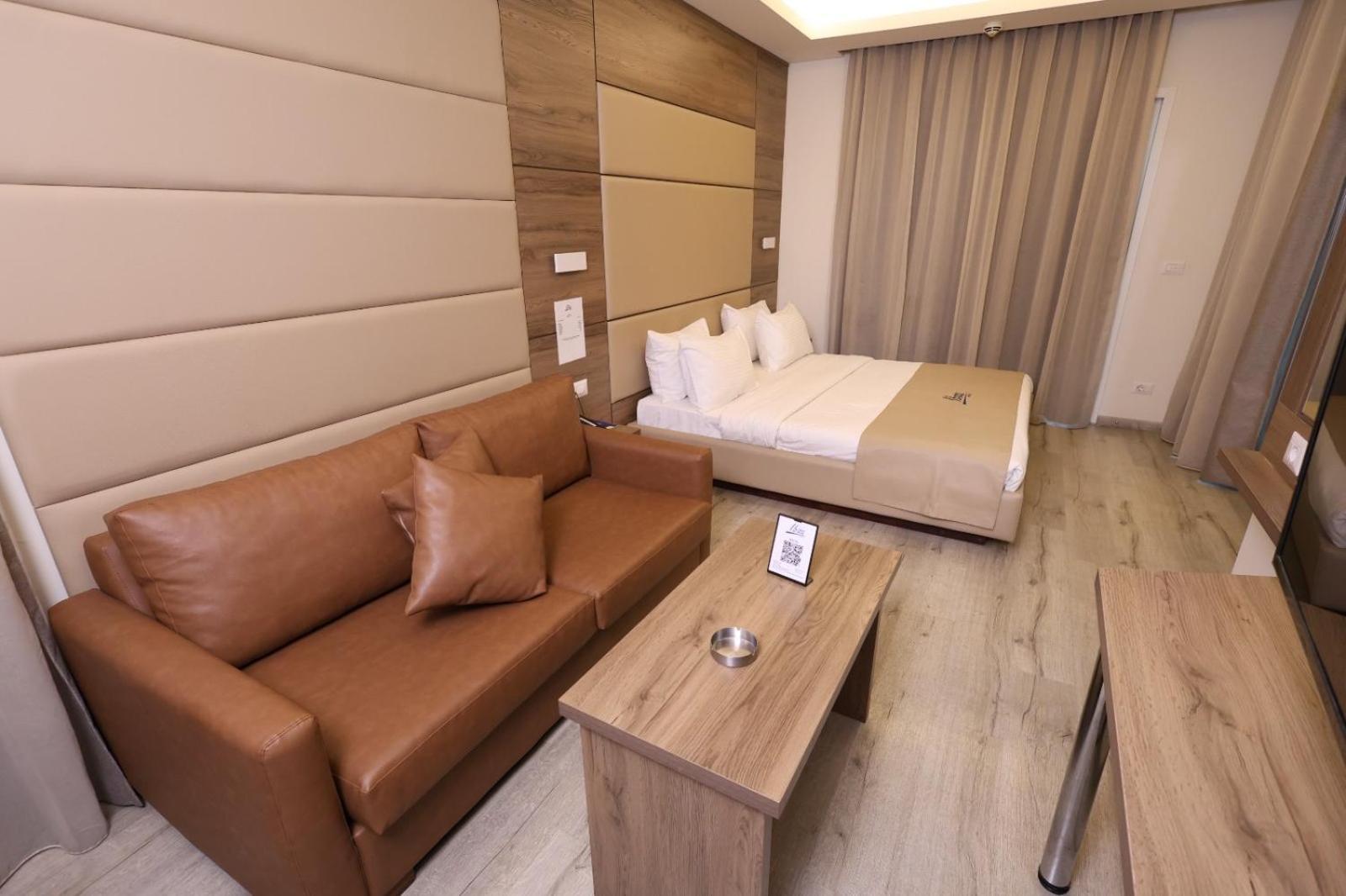 Ibiza Hotel Dżunija Zewnętrze zdjęcie