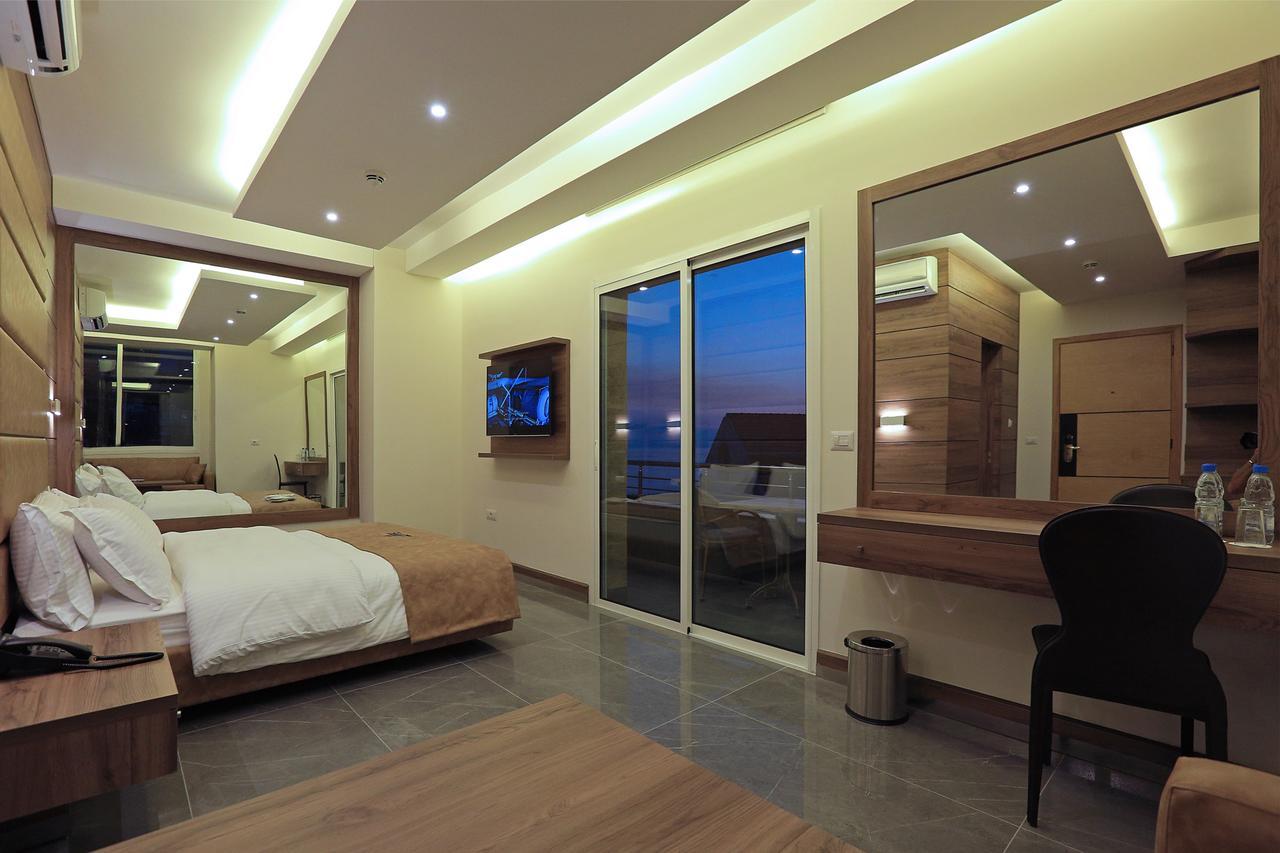 Ibiza Hotel Dżunija Zewnętrze zdjęcie